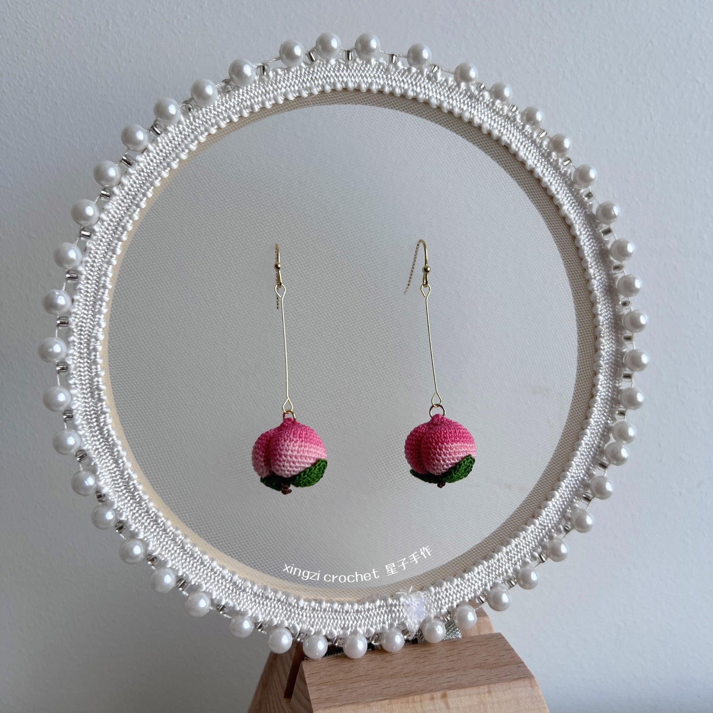 Boucles d'oreilles Peach micro crochet