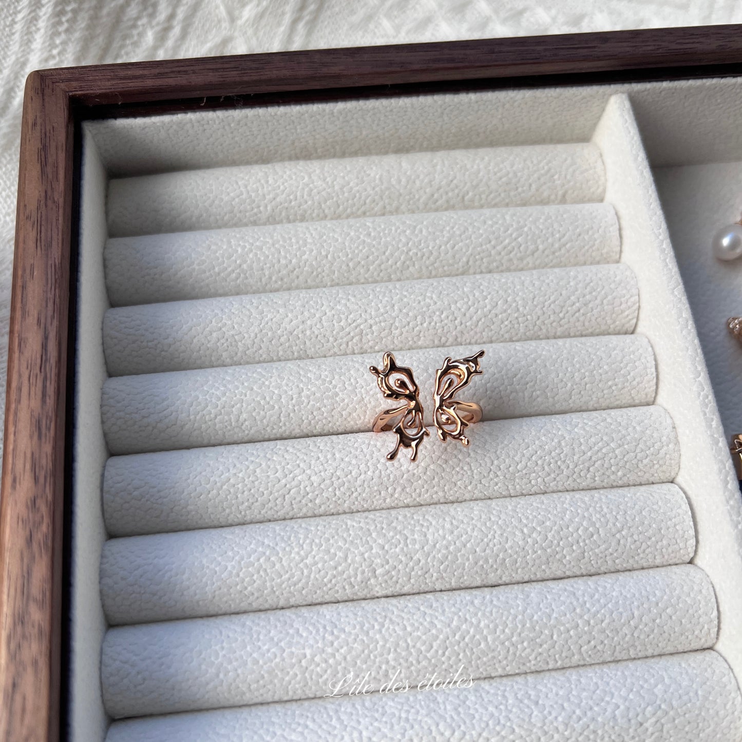 Bague en argent à motif de papillon