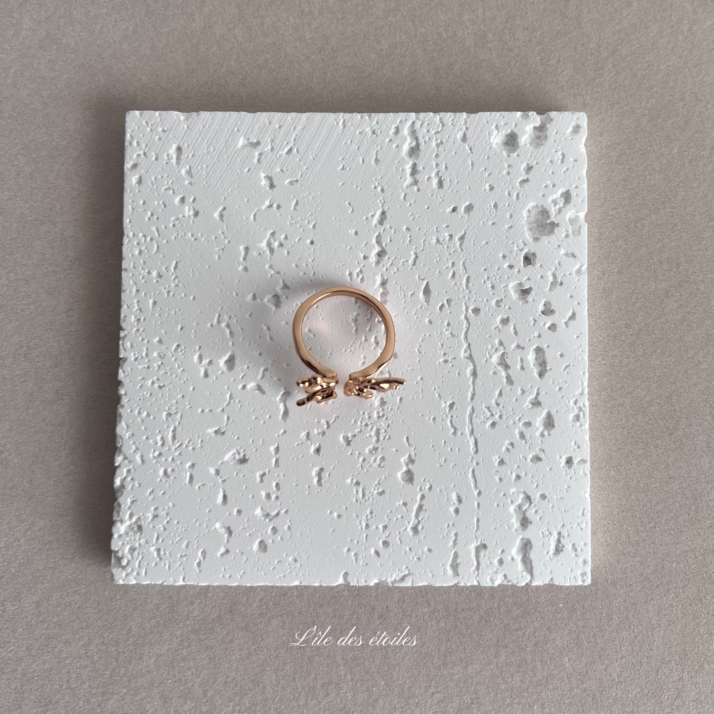 Bague en argent à motif de papillon