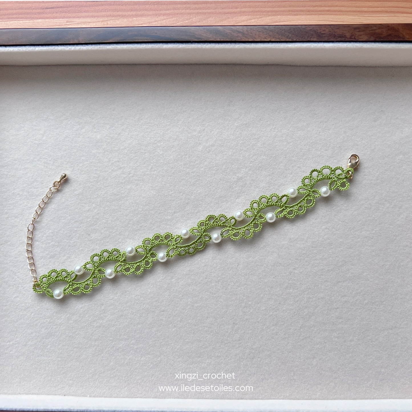 Bracelet frivolité Perles sous les Feuilles