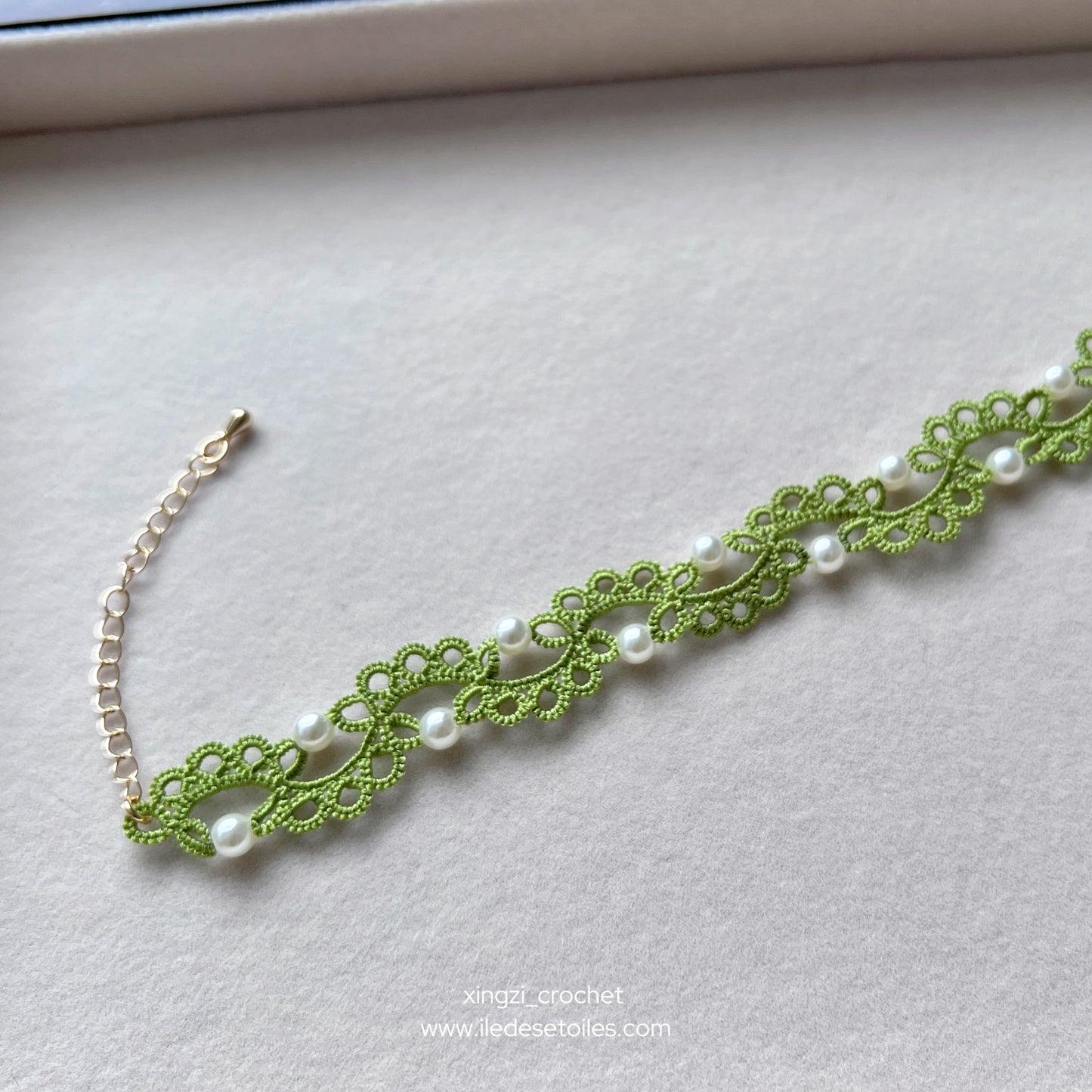 Bracelet frivolité Perles sous les Feuilles
