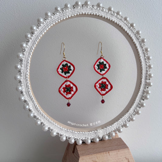 Édition limitée Noël | boucles d'oreilles à motif de Noël en micro crochet