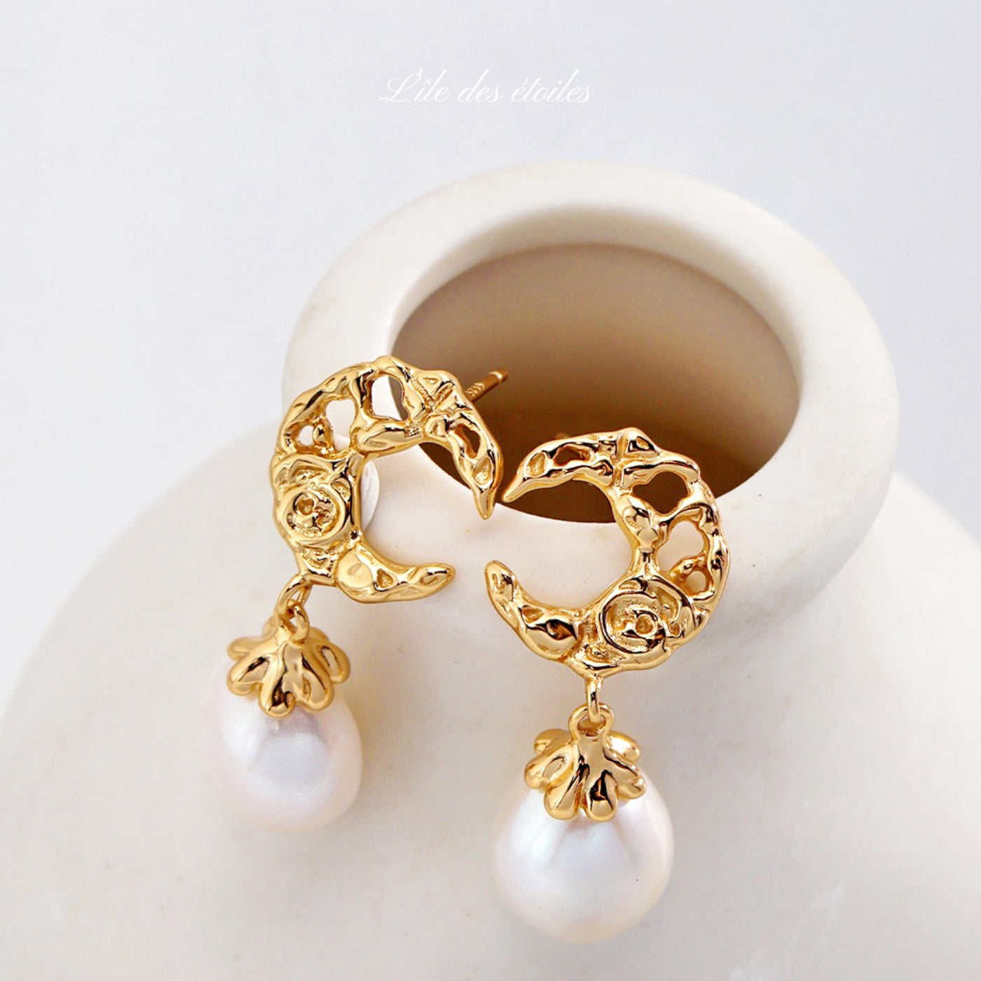 Boucles d'oreilles perles en argent en forme de lune