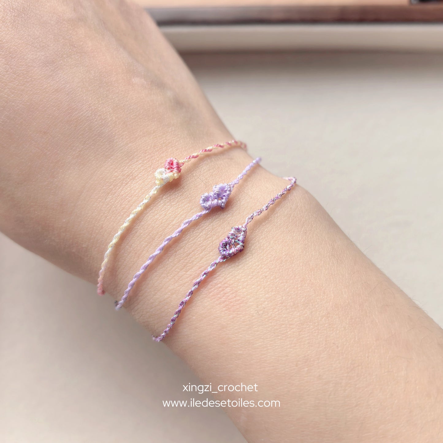 Knotting bracelet heart shaped