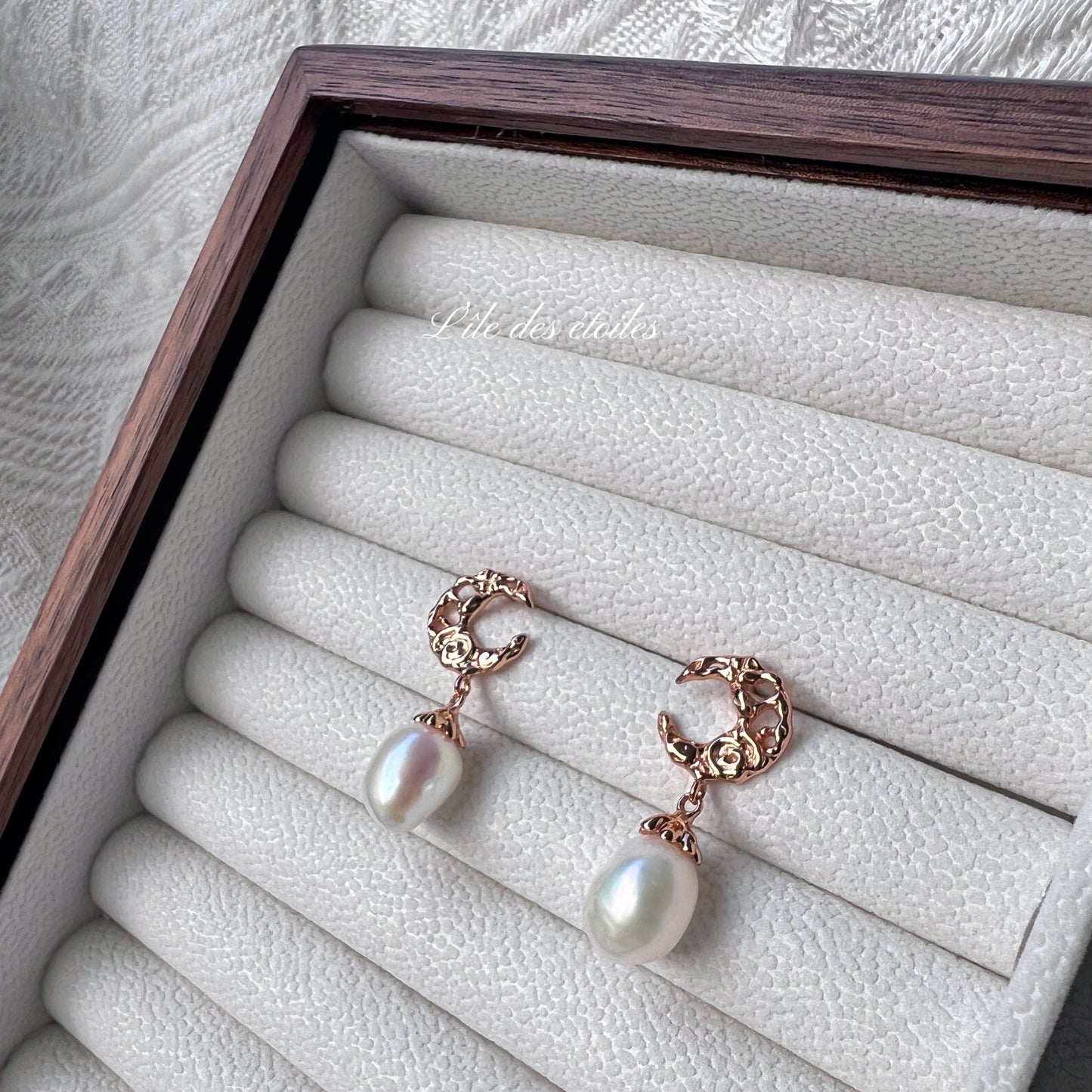 Boucles d'oreilles perles en argent en forme de lune