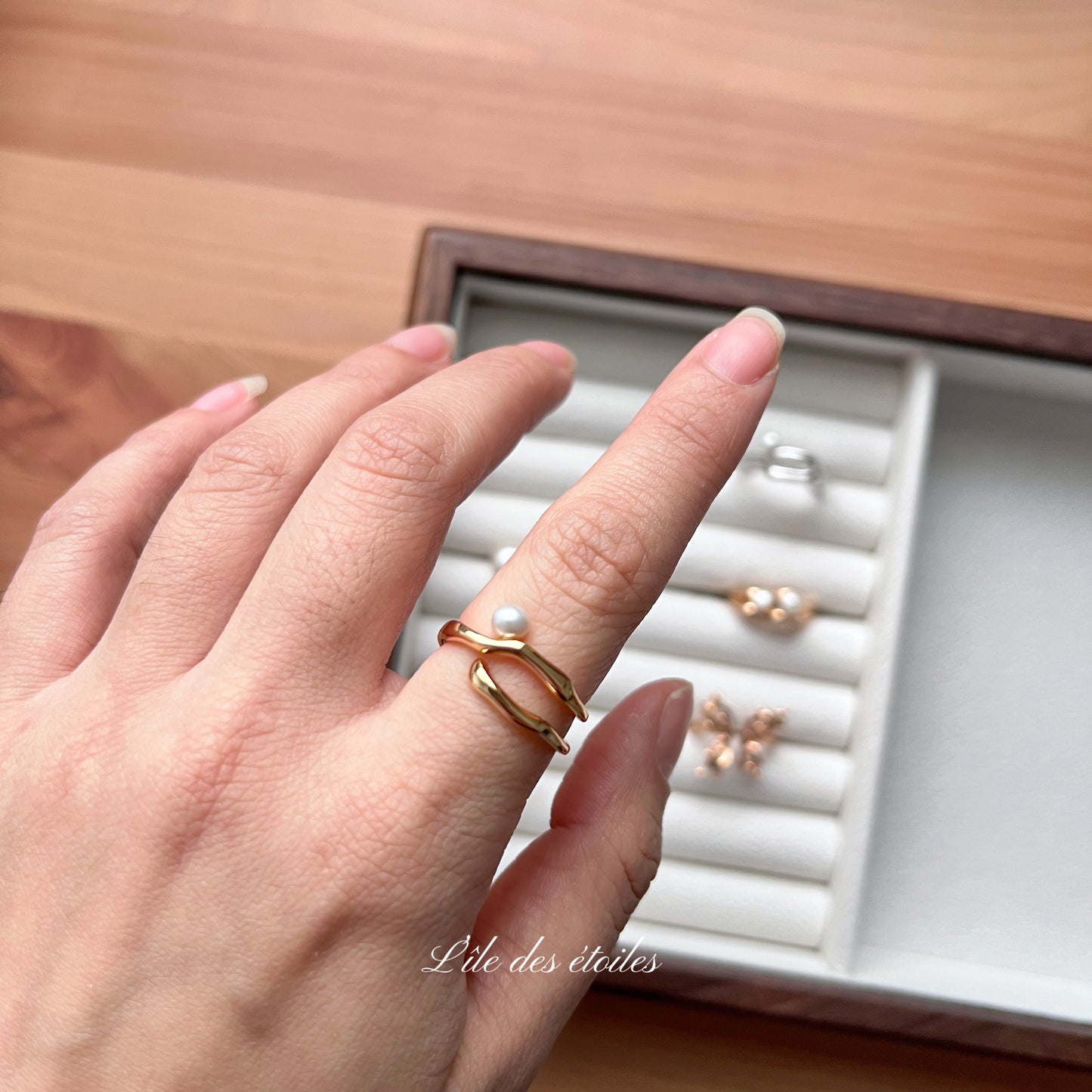 Bague en argent S925 avec une petite perle de 4 mm