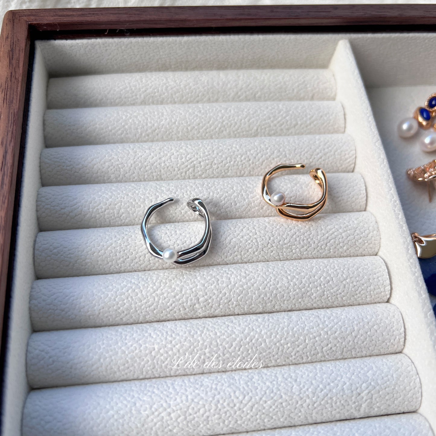 Bague en argent S925 avec une petite perle de 4 mm